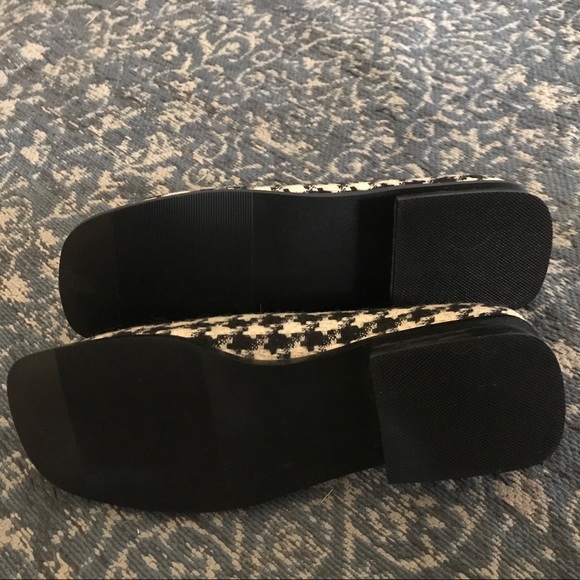 NWOT Vintage Black and White Houndstooth Slip On Loafers. - Picture 7 of 8